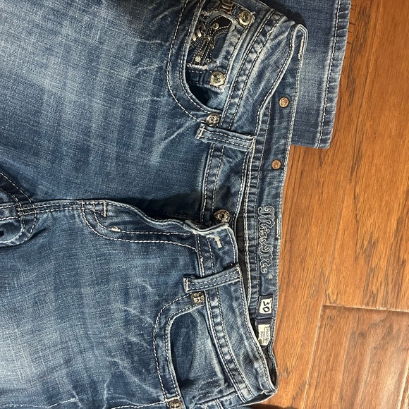 Miss Me Boot Cut Jeans in Classic Blue - Picture 4 of 6